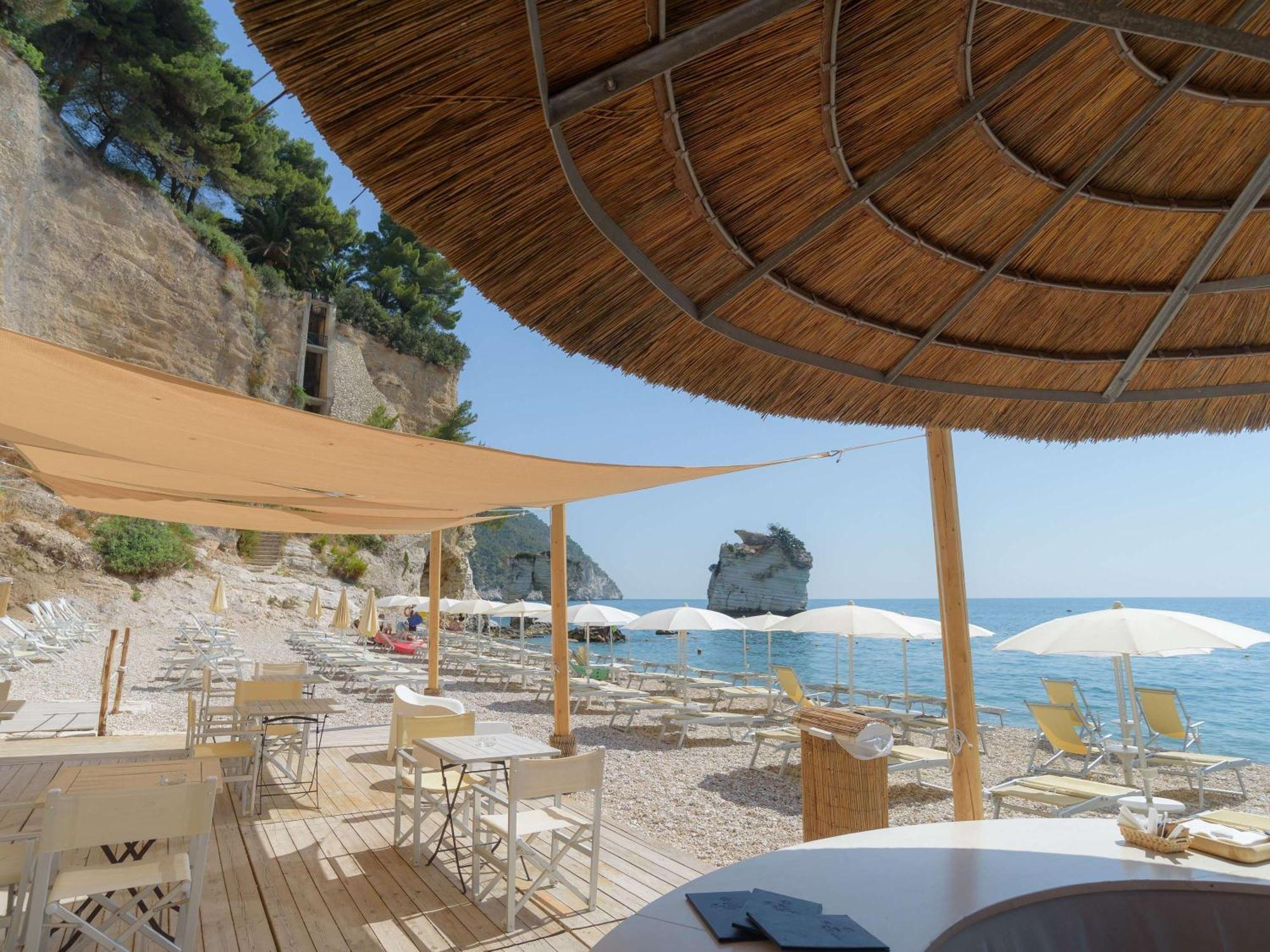 Hotel Baia Delle Zagare Mattinata Esterno foto