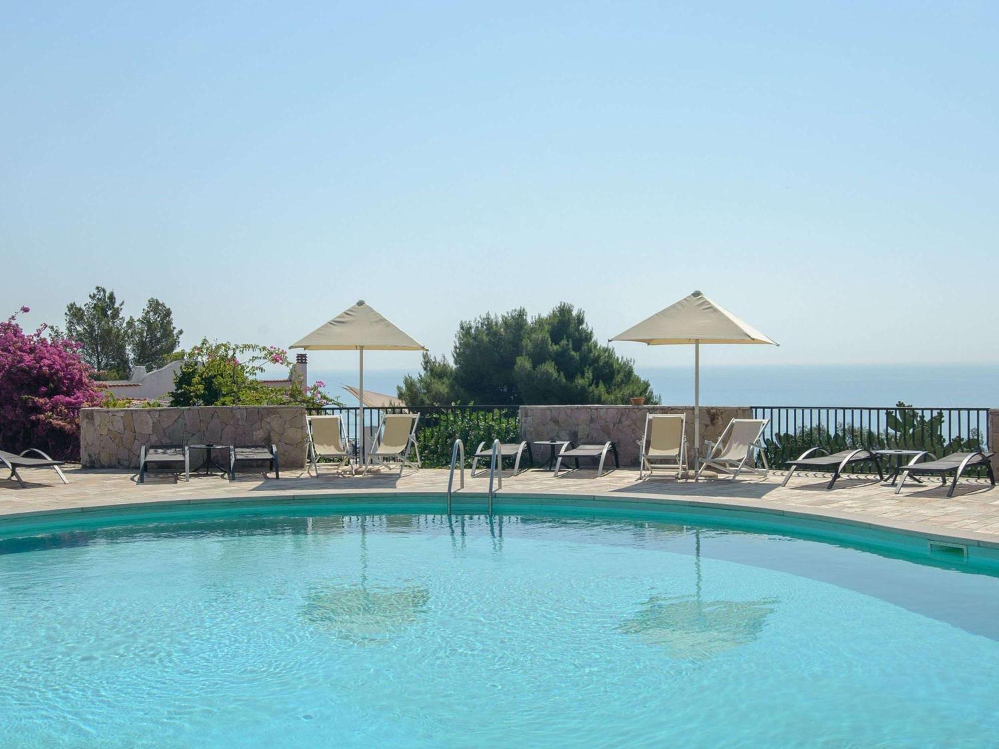 Hotel Baia Delle Zagare Mattinata Esterno foto