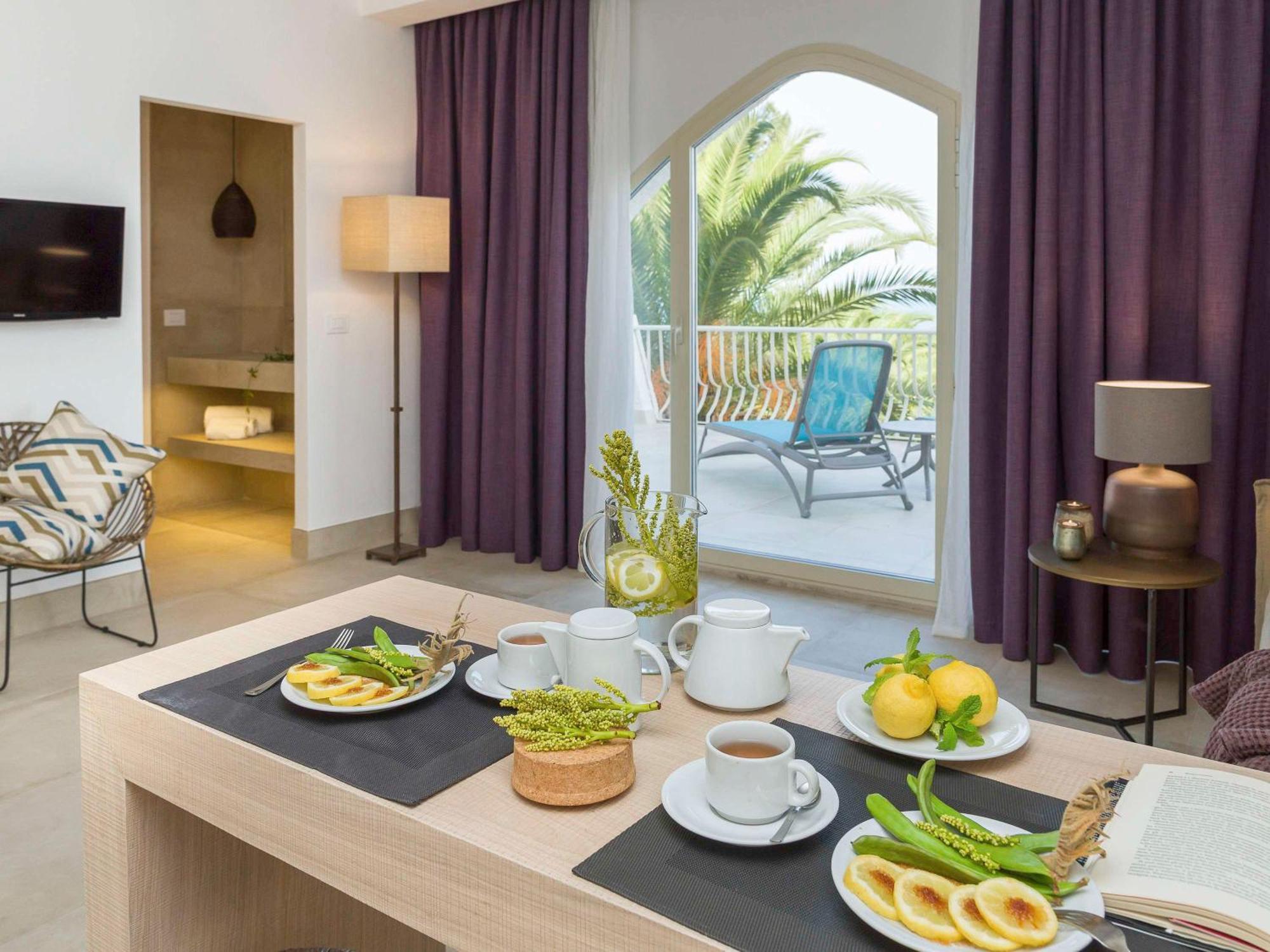 Hotel Baia Delle Zagare Mattinata Esterno foto